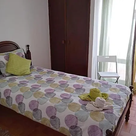 Traditional House With 2 Floors - 5 Minutes From Casa de Férias *