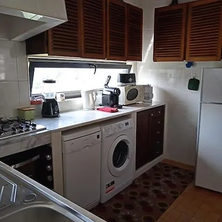 Traditional House With 2 Floors - 5 Minutes From Casa de Férias