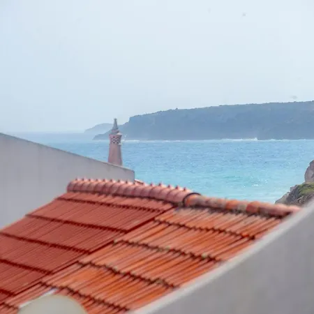 Traditional House With 2 Floors - 5 Minutes From * Salema