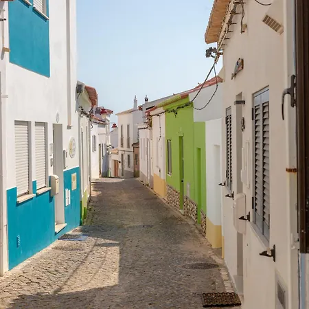 Traditional House With 2 Floors - 5 Minutes From